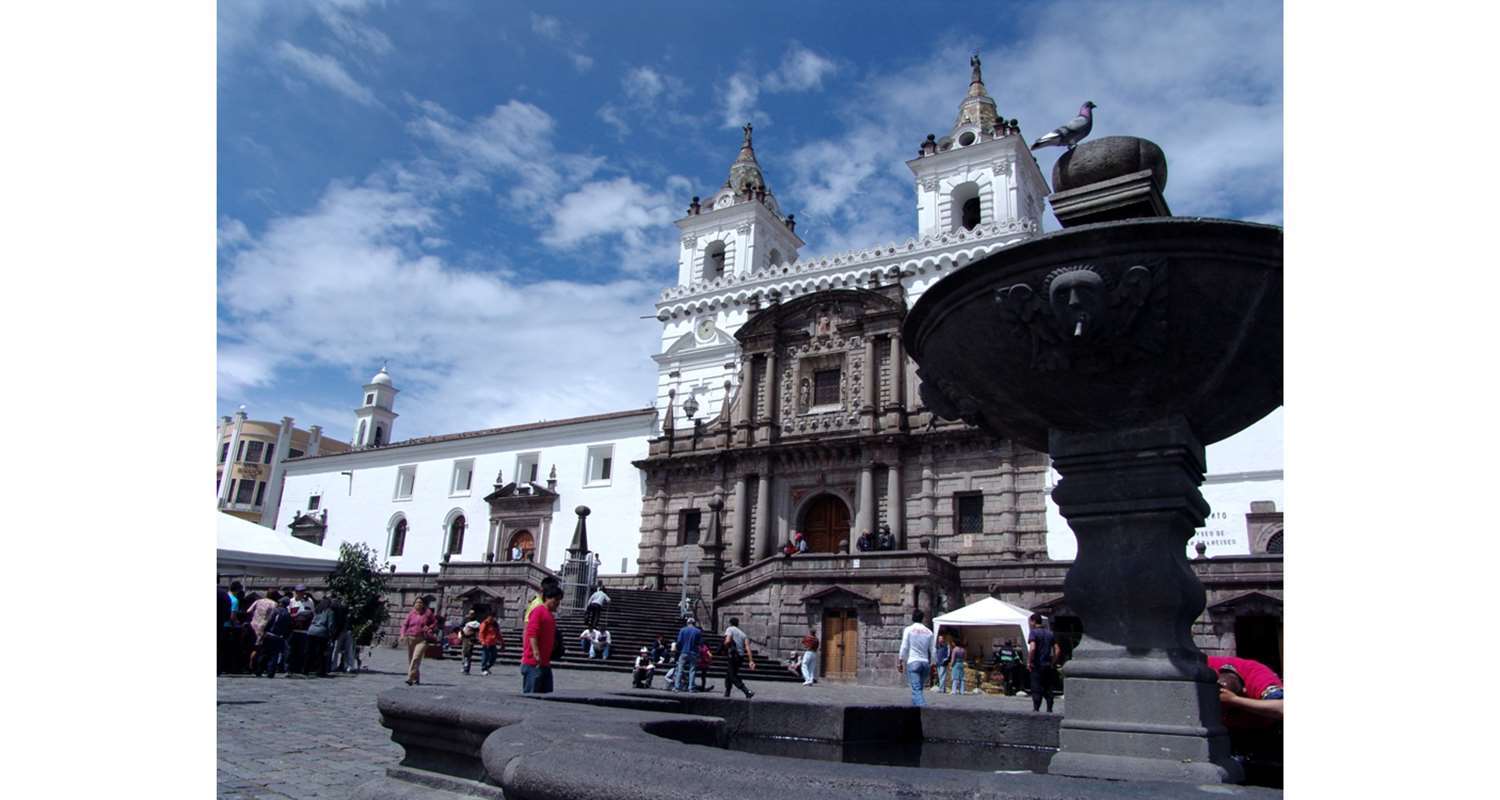 Best Western Cplaza Hotel Quito Bagian luar foto